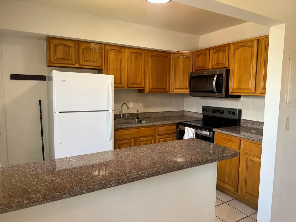 605 84th Street Miami Beach FL 33141