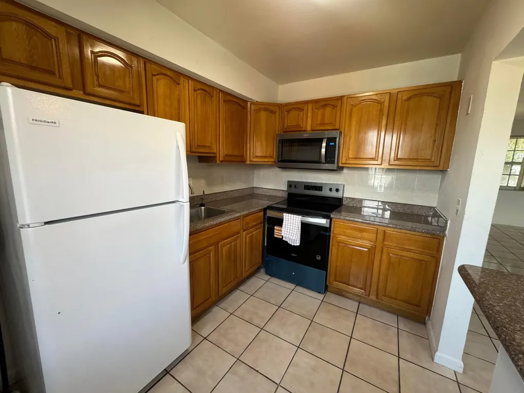 605 84th Street Miami Beach FL 33141