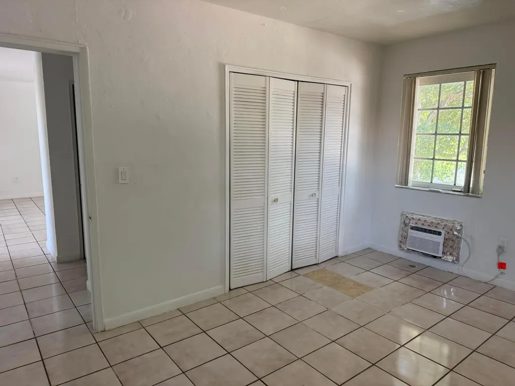 605 84th Street Miami Beach FL 33141
