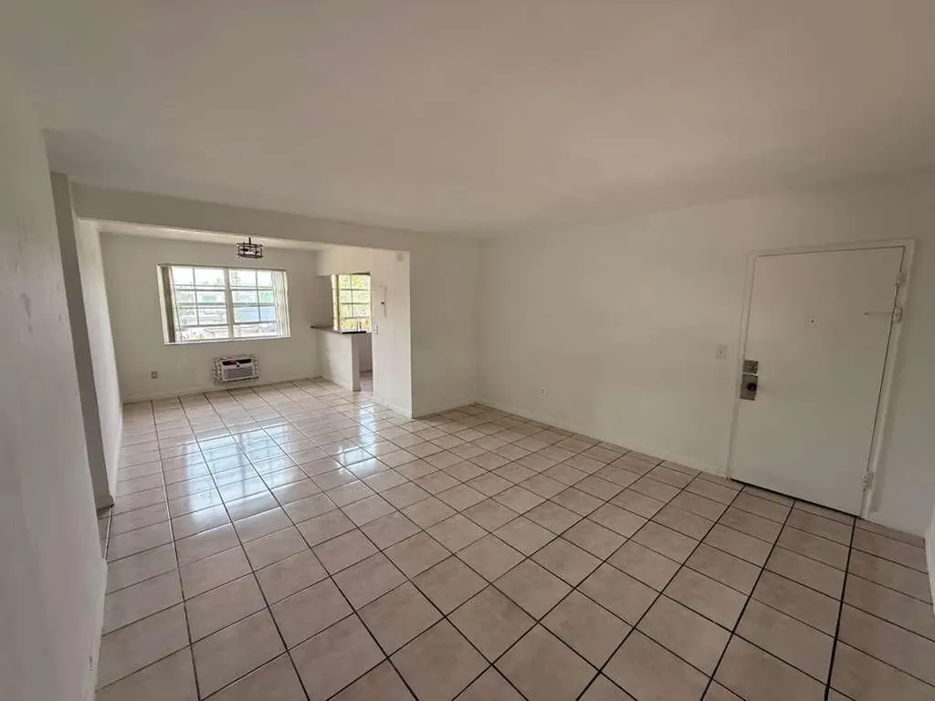 605 84th Street Miami Beach FL 33141