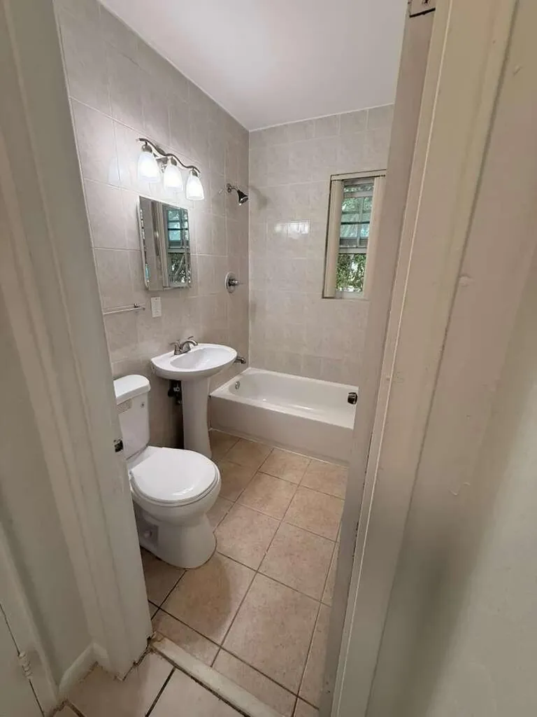 605 84th Street Miami Beach FL 33141