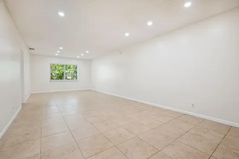 308 Southwind Court North Palm Beach FL 33408
