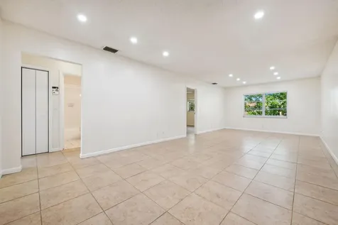 308 Southwind Court North Palm Beach FL 33408