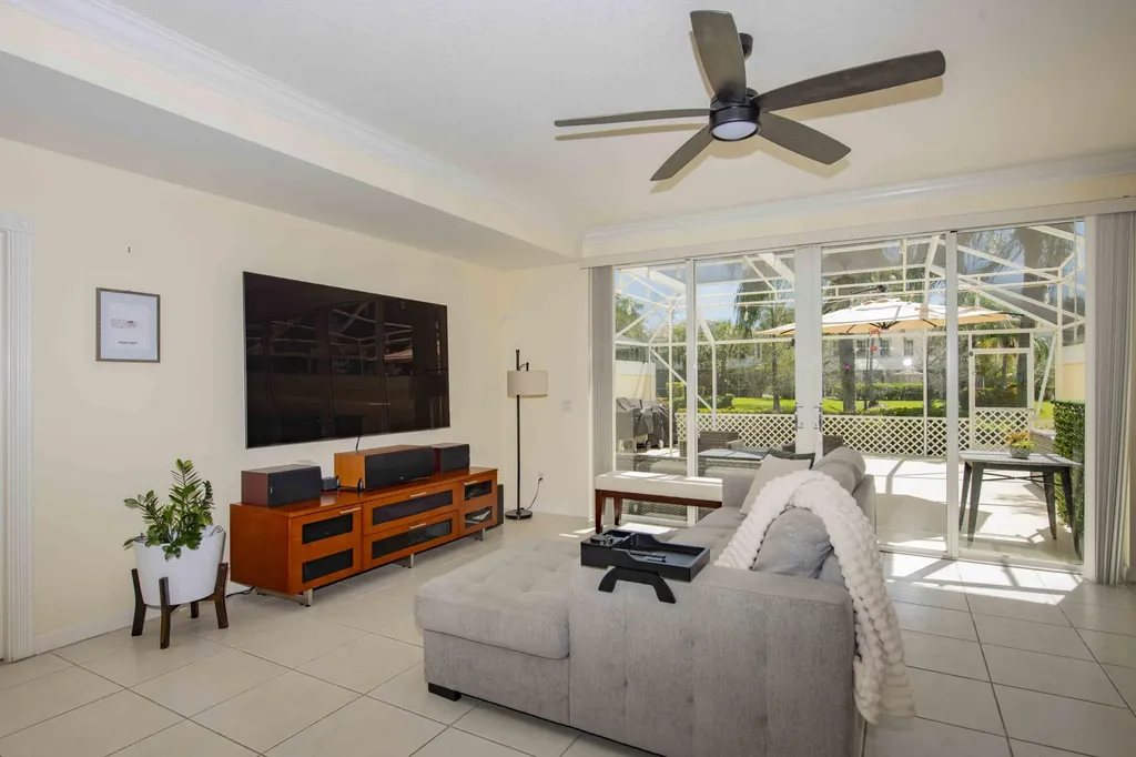154 Santa Barbara Way Palm Beach Gardens FL 33410