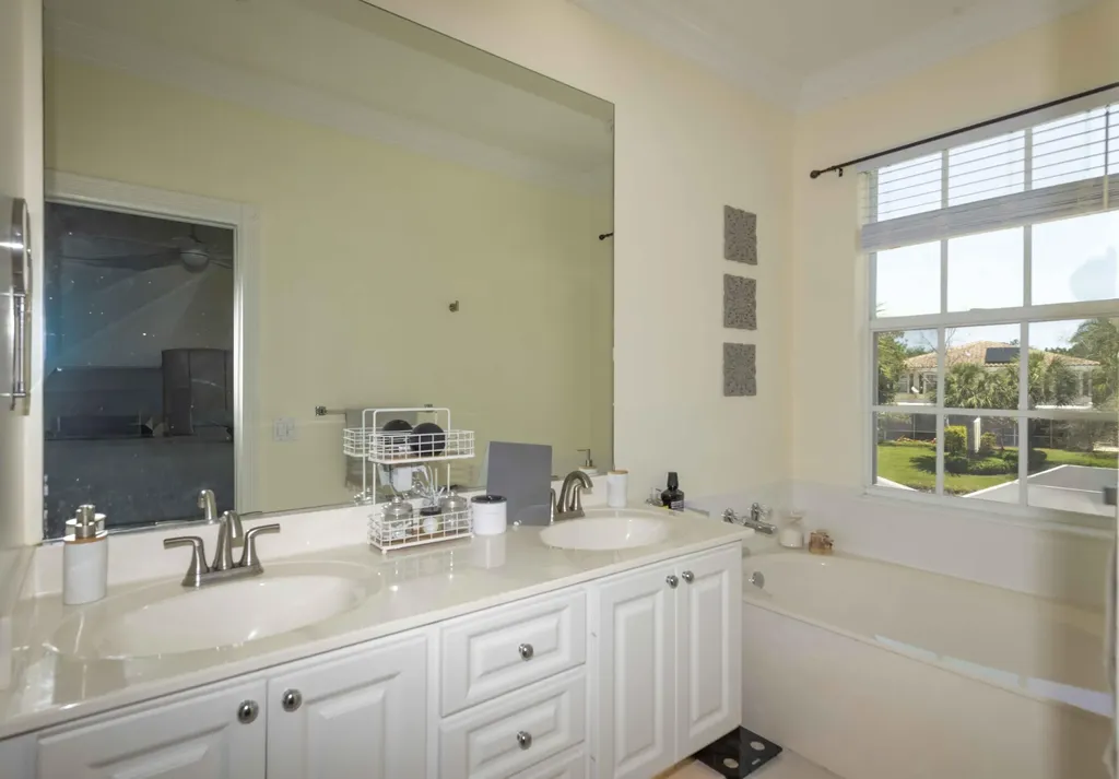 154 Santa Barbara Way Palm Beach Gardens FL 33410
