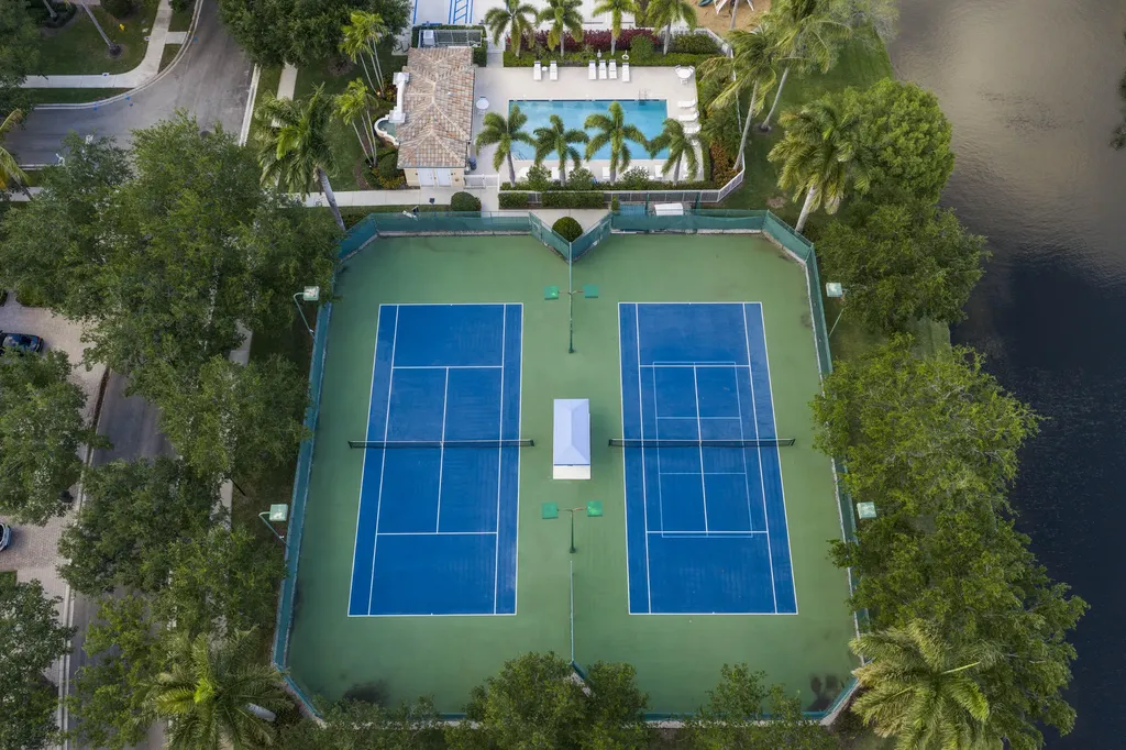 154 Santa Barbara Way Palm Beach Gardens FL 33410