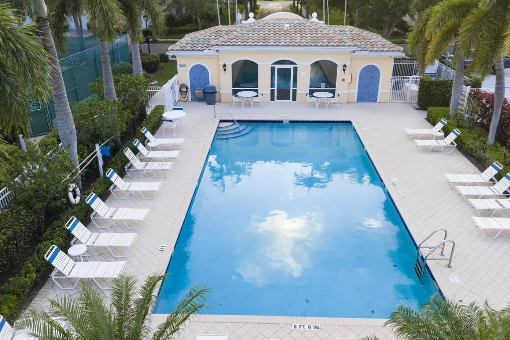 154 Santa Barbara Way Palm Beach Gardens FL 33410