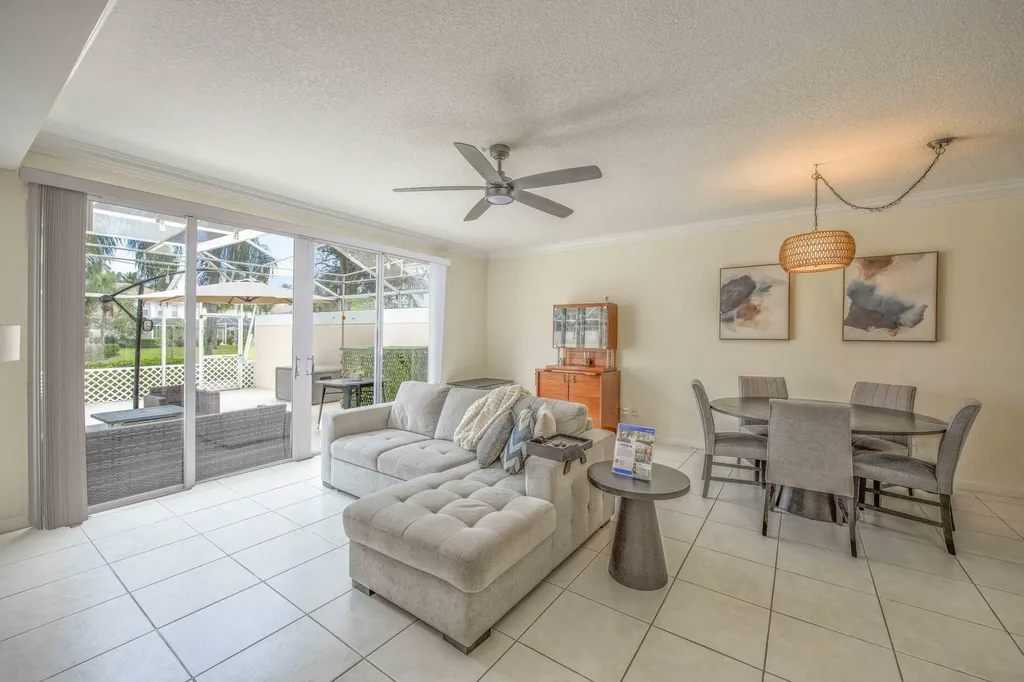 154 Santa Barbara Way Palm Beach Gardens FL 33410