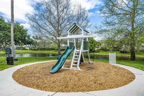 154 Santa Barbara Way Palm Beach Gardens FL 33410