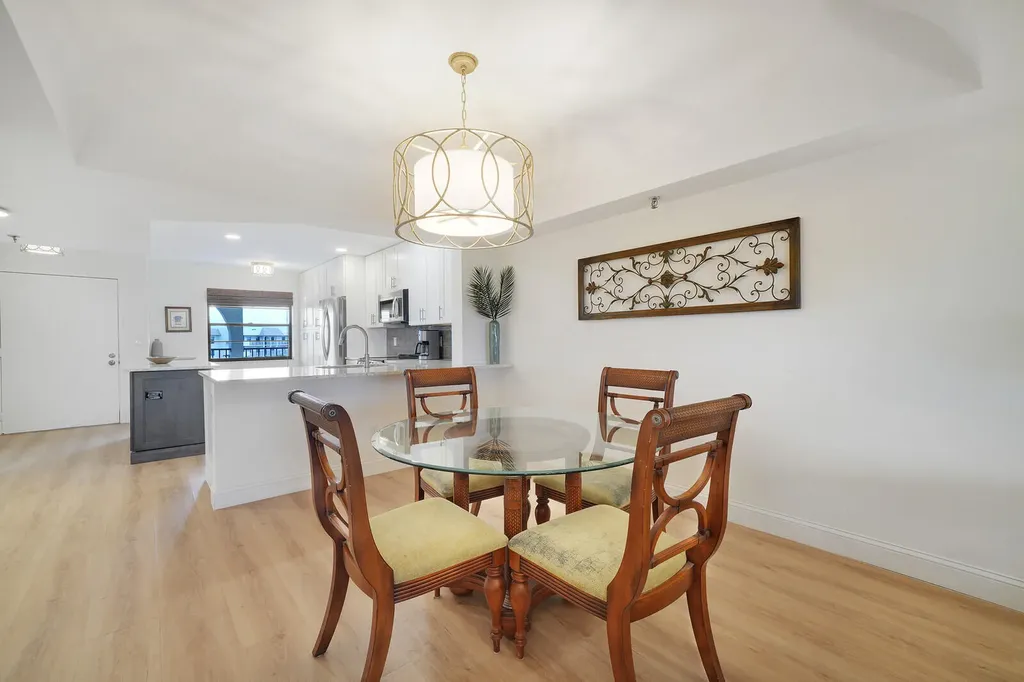 9220 SW 14th Street Boca Raton FL 33428