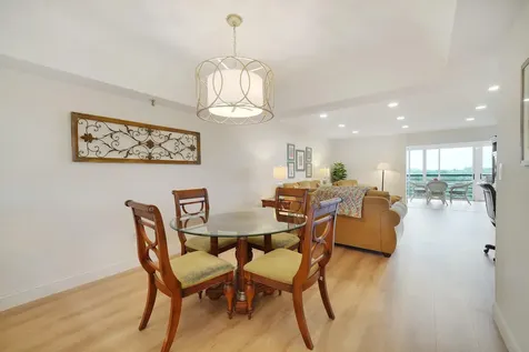 9220 SW 14th Street Boca Raton FL 33428
