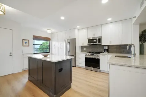 9220 SW 14th Street Boca Raton FL 33428