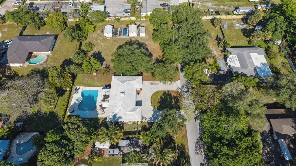 4011 SW 2nd Street Plantation FL 33317