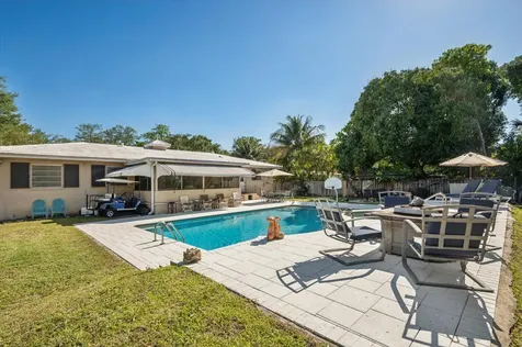 4011 SW 2nd Street Plantation FL 33317