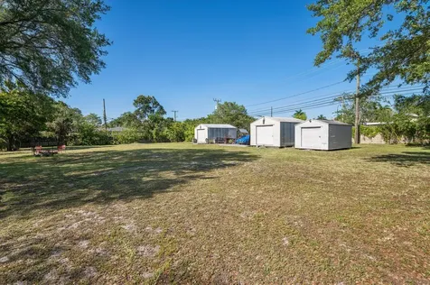 4011 SW 2nd Street Plantation FL 33317