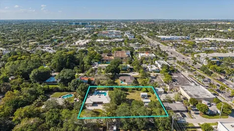 4011 SW 2nd Street Plantation FL 33317