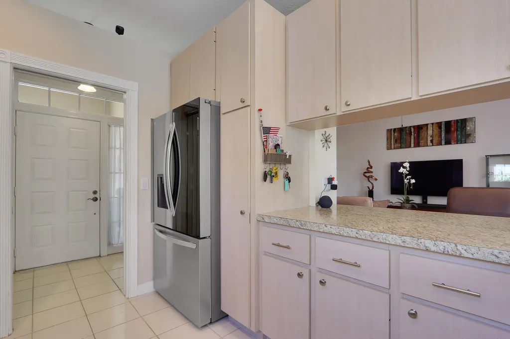 1071 Bedford Avenue Palm Beach Gardens FL 33403