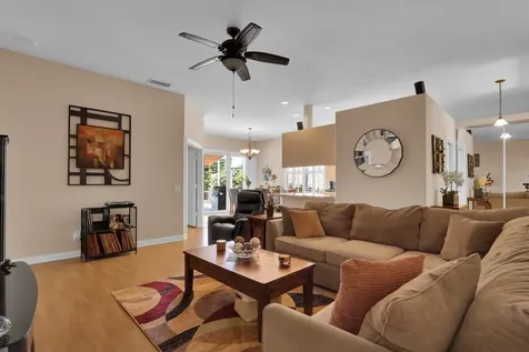 1071 Bedford Avenue Palm Beach Gardens FL 33403