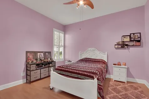 1071 Bedford Avenue Palm Beach Gardens FL 33403
