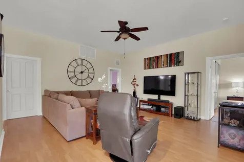1071 Bedford Avenue Palm Beach Gardens FL 33403