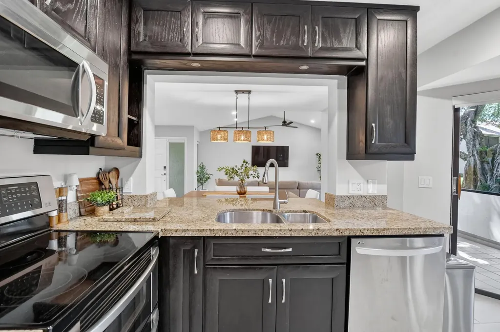 5530 Coach House Circle Boca Raton FL 33486