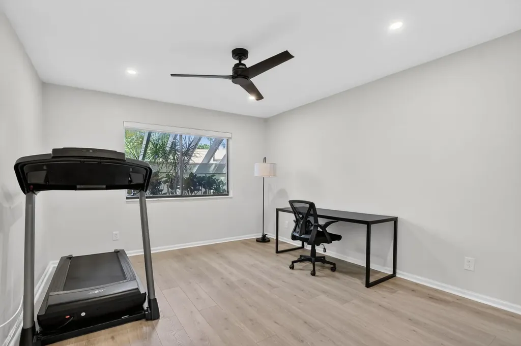 5530 Coach House Circle Boca Raton FL 33486