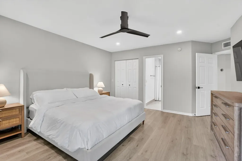 5530 Coach House Circle Boca Raton FL 33486
