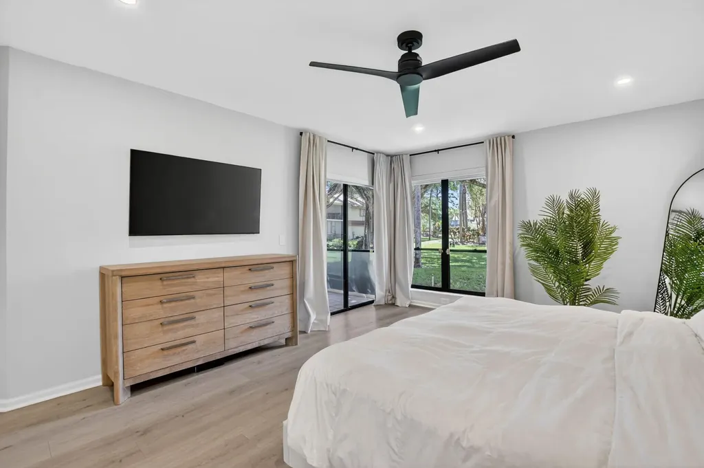 5530 Coach House Circle Boca Raton FL 33486