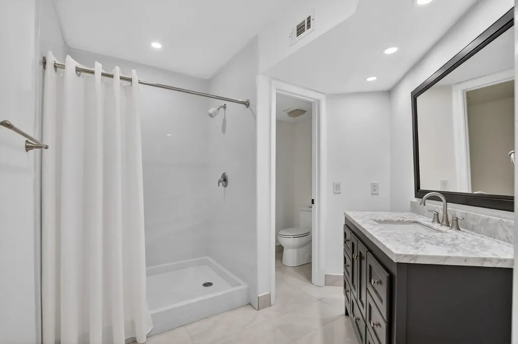 5530 Coach House Circle Boca Raton FL 33486