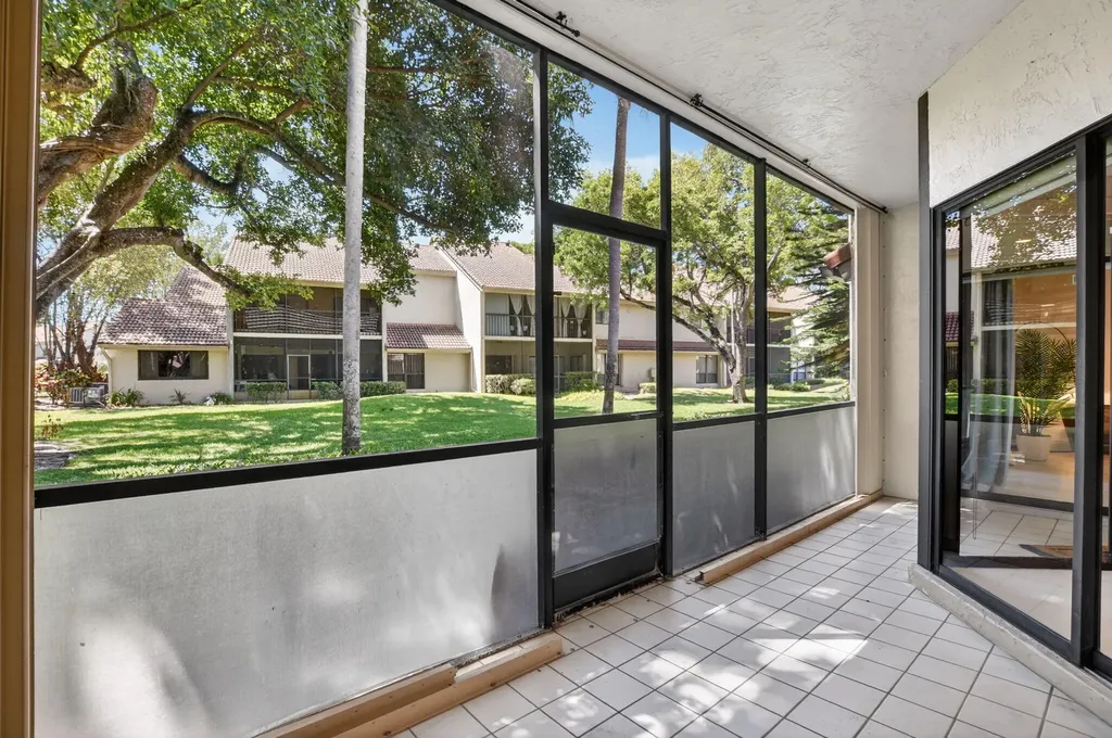 5530 Coach House Circle Boca Raton FL 33486