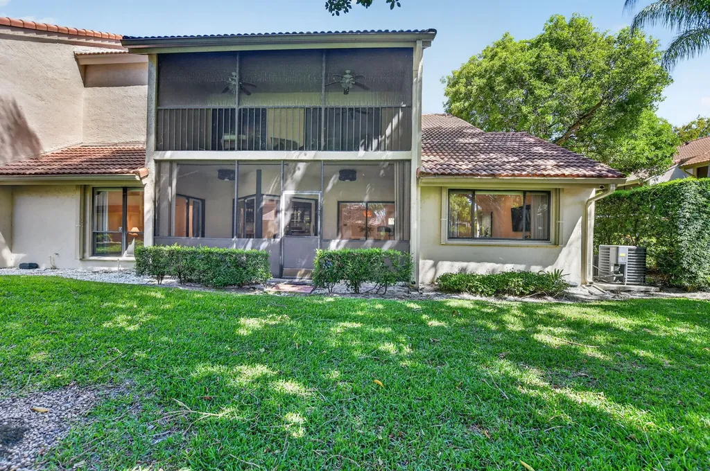 5530 Coach House Circle Boca Raton FL 33486