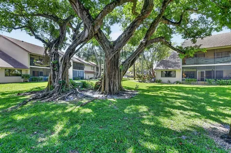 5530 Coach House Circle Boca Raton FL 33486