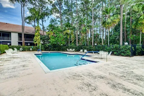 5530 Coach House Circle Boca Raton FL 33486