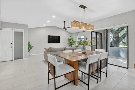 5530 Coach House Circle Boca Raton FL 33486