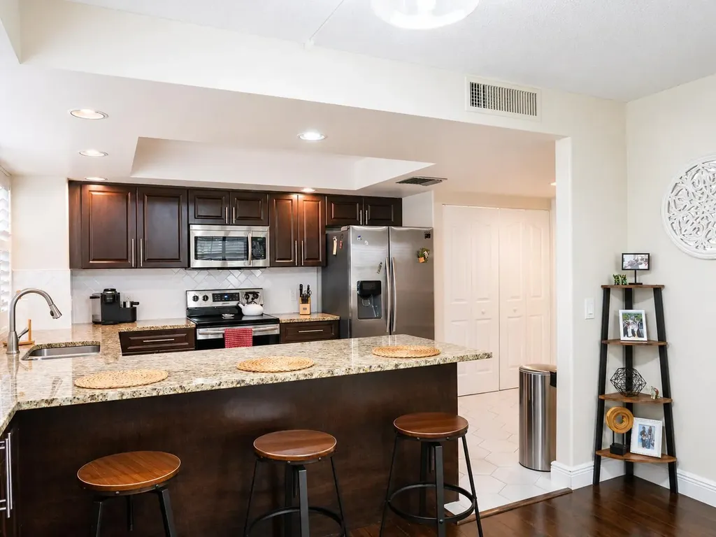 8111 Northboro Court Lake Clarke Shores FL 33406