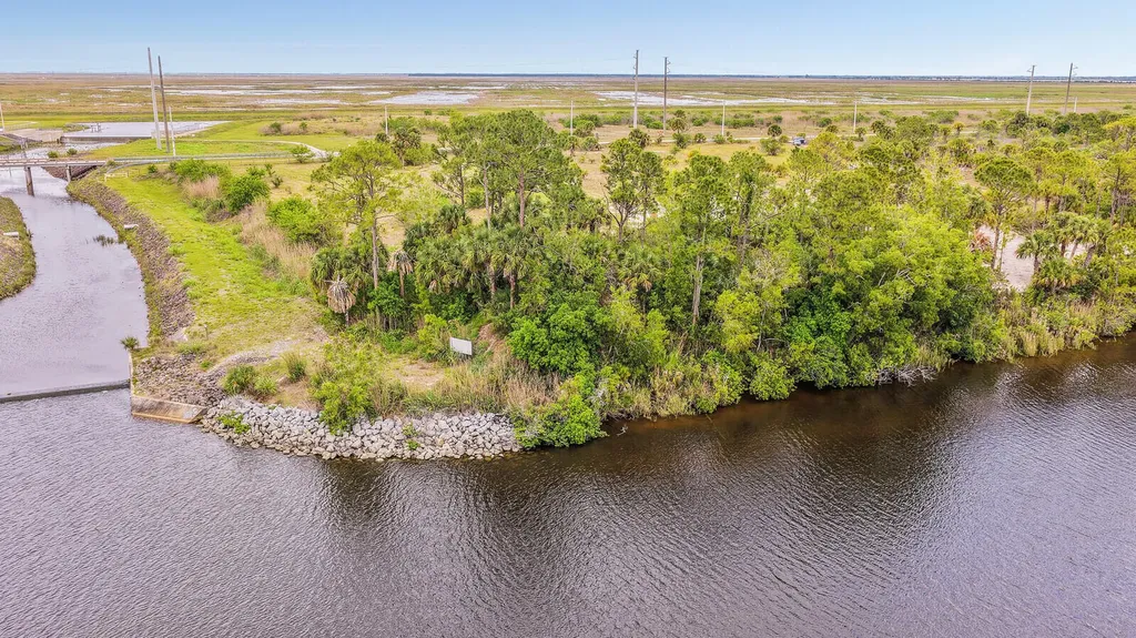 00 SW Citrus Boulevard S Palm City FL 34990