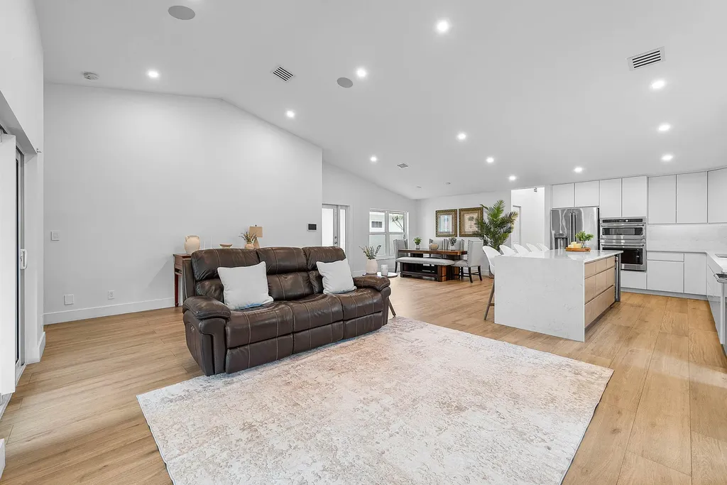 2721 Neaton Court Wellington FL 33414