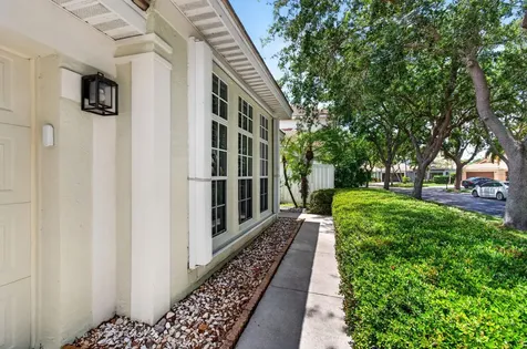 1142 Canoe Point Delray Beach FL 33444