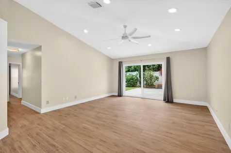 1142 Canoe Point Delray Beach FL 33444