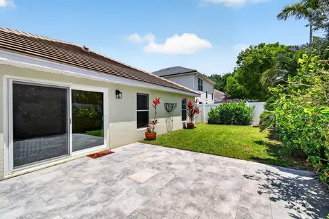 1142 Canoe Point Delray Beach FL 33444