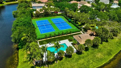 1142 Canoe Point Delray Beach FL 33444