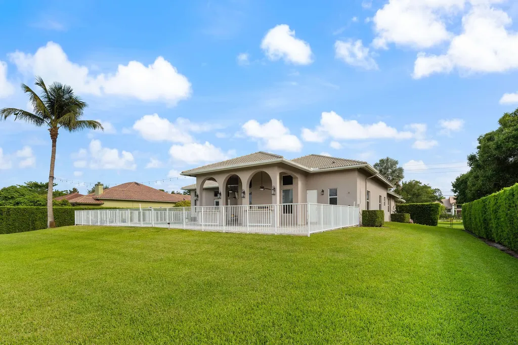 12301 NW 12th Street Plantation FL 33323