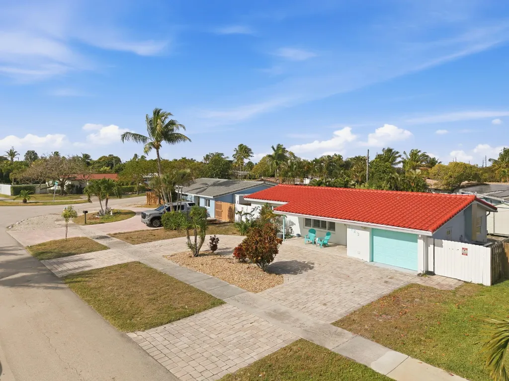 1123 SE 2nd Avenue Deerfield Beach FL 33441
