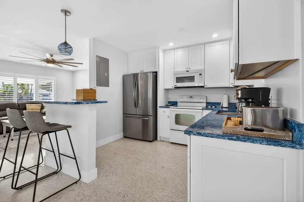 1123 SE 2nd Avenue Deerfield Beach FL 33441