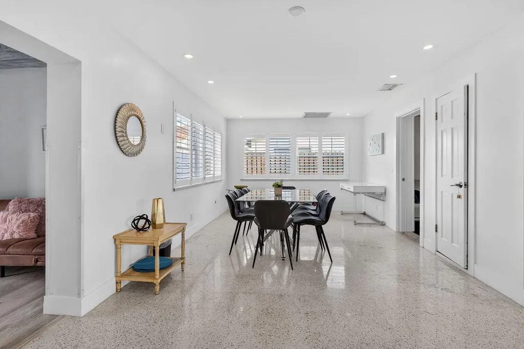 1123 SE 2nd Avenue Deerfield Beach FL 33441