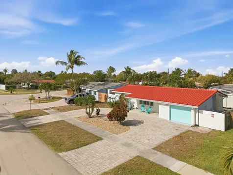 1123 SE 2nd Avenue Deerfield Beach FL 33441