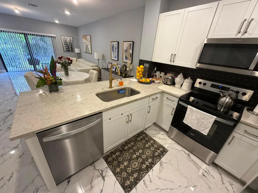 178 SE 5th Court SE Deerfield Beach FL 33441