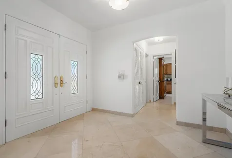 57 Cayuga Road Sea Ranch Lakes FL 33308