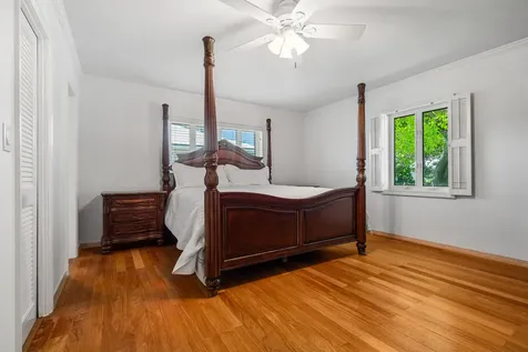 57 Cayuga Road Sea Ranch Lakes FL 33308