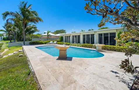 57 Cayuga Road Sea Ranch Lakes FL 33308